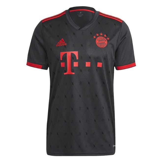 Jerseyteamsworld Bayern Munich Thomas Müller jersey in black with red accents and sponsor logo