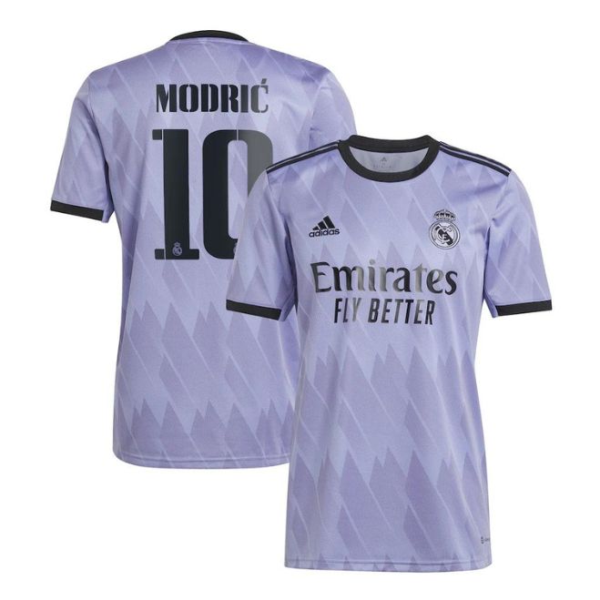 Luka Modric Real Madrid away jersey in light purple with black accents and sponsor logo
