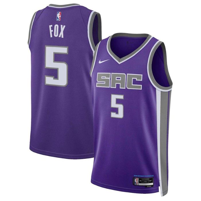 De'Aaron Fox Sacramento Kings Unisex 2023 Swingman Jersey - Icon Edition - Purple - Jersey Teams World